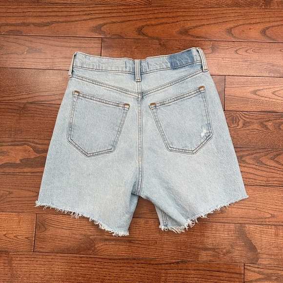 Abercrombie Dad Short - High Rise - Picture 6 of 7